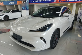 智己汽车 智己LS6 2025款 灵蜥智驾版