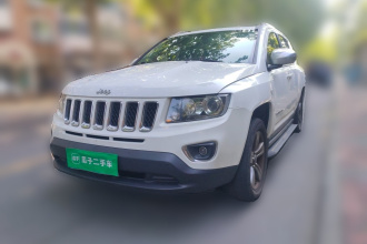 Jeep 指南者(进口) 2014款 改款 2.4L 四驱舒适版