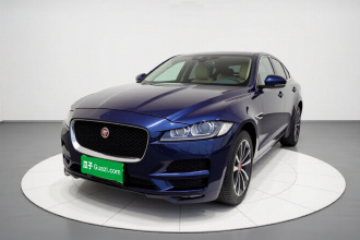 捷豹F-PACE 2016款 2.0T 两驱R-Sport运动版