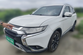 三菱 欧蓝德 2019款 2.0L 两驱畅享版 5座 国V