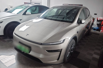 特斯拉 Model Y L 2025款 长续航全轮驱动版