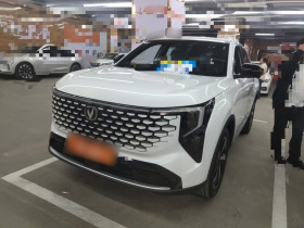 长安CS55PLUS PHEV 2026款 智慧新蓝鲸 125km 智越版