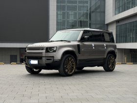 路虎卫士 2023款 110 3.0T P400 X-DYNAMIC HSE