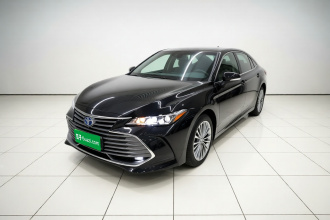 丰田 亚洲龙 2019款 双擎 2.5L XLE尊贵版 国VI