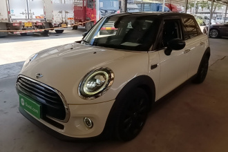 MINI 2019款 1.5T COOPER 艺术家 五门版