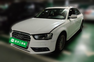奥迪A4L 2015款 35 TFSI 自动舒适型