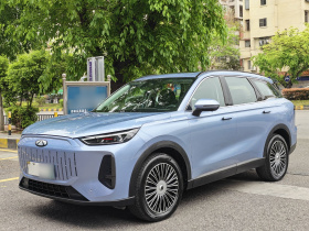 奇瑞 风云T9 2024款 120 长续航版旗舰型 7座 三元锂