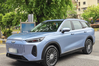 奇瑞 风云T9 2024款 120 长续航版旗舰型 7座 三元锂