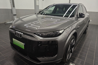 奥迪Q6L e-tron 2026款 首发领航版