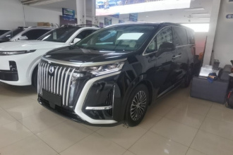 腾势D9 2024款 EV 620 尊享型
