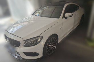 奔驰C级(进口) 2017款 C 200 4MATIC 轿跑版