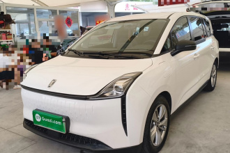 奔腾NAT 2023款 PRO 舒享出行加长版 425km