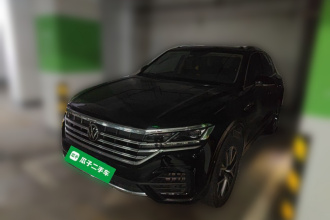 大众 途锐 2023款 3.0TSI 锐享版 经典运动套装