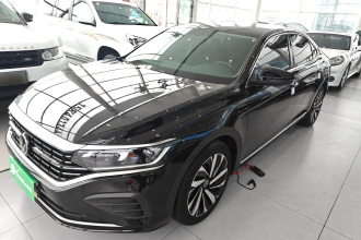 大众 帕萨特 2024款 380TSI 龙腾版