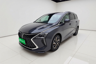 东风风行 风行游艇 2022款 1.5T DCT逐浪版