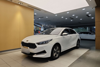 起亚K3 2019款 1.5L CVT智享互联版