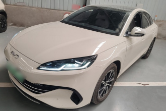 比亚迪 海豹06新能源 2024款 DM-i 120KM尊荣型