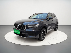 沃尔沃XC40 2022款 T4 四驱智远豪华版