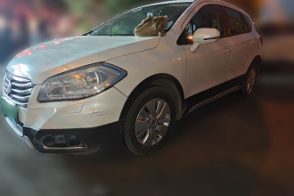 铃木 锋驭 2014款 1.6L CVT两驱精英型