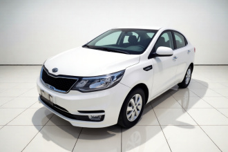 起亚K2 2015款 三厢 1.4L MT GLS