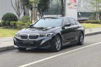 宝马i3 2025款 eDrive 35 L