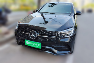 奔驰GLC轿跑 2023款 GLC 260 4MATIC 轿跑SUV