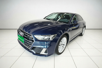 奥迪A7L 2024款 45TFSI S-line 筑梦型 流晶套装