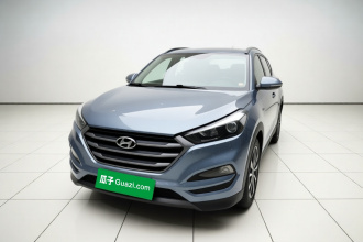 现代 途胜 2015款 1.6T 双离合两驱领先型