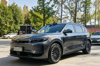 岚图汽车 岚图FREE 2025款 FREE+ 后驱乾崑版