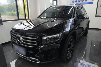 奔驰GLB 2024款 GLB 220 时尚型