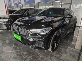 宝马X6 2022款 改款二 xDrive40i 尊享型 M运动套装