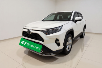 丰田 RAV4荣放 2020款 2.0L CVT两驱风尚PLUS版