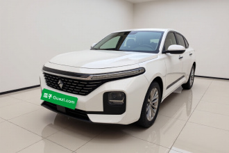 宝骏RC-5 2020款 1.5T CVT智耀豪华型