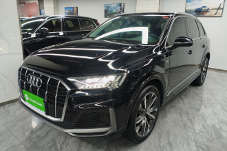 奥迪Q7 2021款 55 TFSI quattro S line运动型