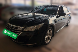 丰田 皇冠 2015款 2.0T 时尚版