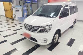 东风风行 菱智 2019款 M5L 1.6L 7座基本型 国VI