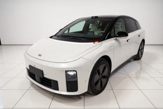 理想汽车 理想i6 2025款 两驱标准版