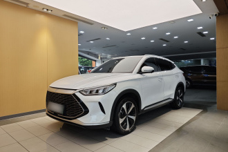 比亚迪 宋PLUS新能源 2021款 DM-i 51KM 尊荣型