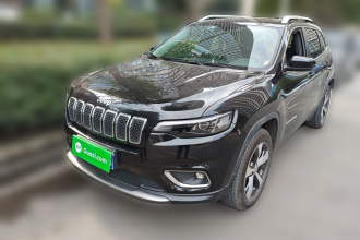 Jeep 自由光 2019款 2.0T 四驱探享版 国V