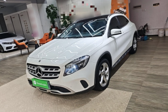 奔驰GLA 2018款 GLA 200 动感型