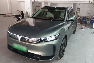 岚图汽车 岚图FREE 2025款 FREE+ 四驱乾崑版