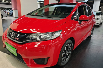本田 飞度 2016款 1.5L LXS CVT舒适天窗版