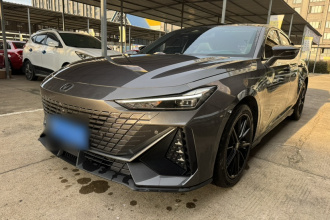 长安UNI-V 2023款 1.5T 尊贵型