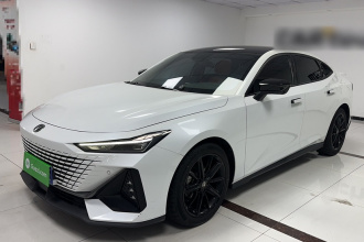 长安UNI-V 2022款 1.5T 尊贵型