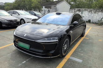 鸿蒙智行 享界S9 2026款 增程 Ultra 后驱 53kWh (192线激光雷达）