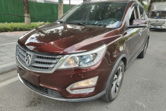 宝骏560 2016款 1.8L 手动豪华型