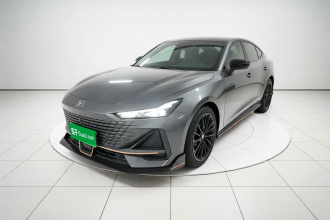 长安UNI-V 2022款 1.5T 运动版