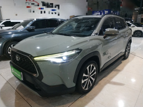 丰田 卡罗拉锐放 2022款 2.0L 旗舰版