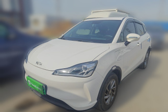 哪吒汽车 哪吒V 2022款 潮 300 Lite 磷酸铁锂