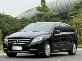 奔驰R级 2017款 R 320 4MATIC 商务型臻藏版